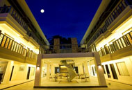 Erus Suites Hotel